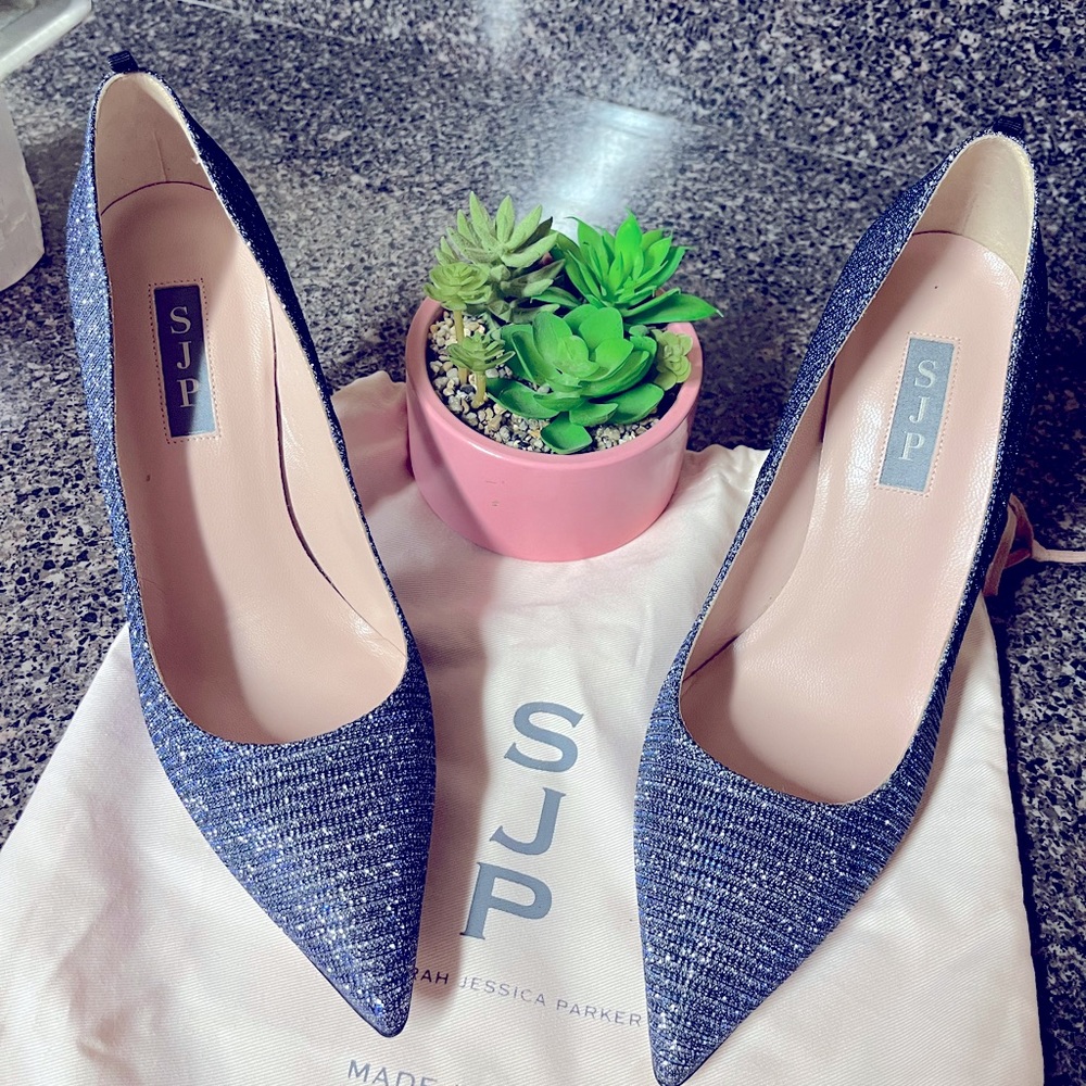 SJP by Sarah Jessica Parker FAWN Classic Pump Metallic Blue NEW